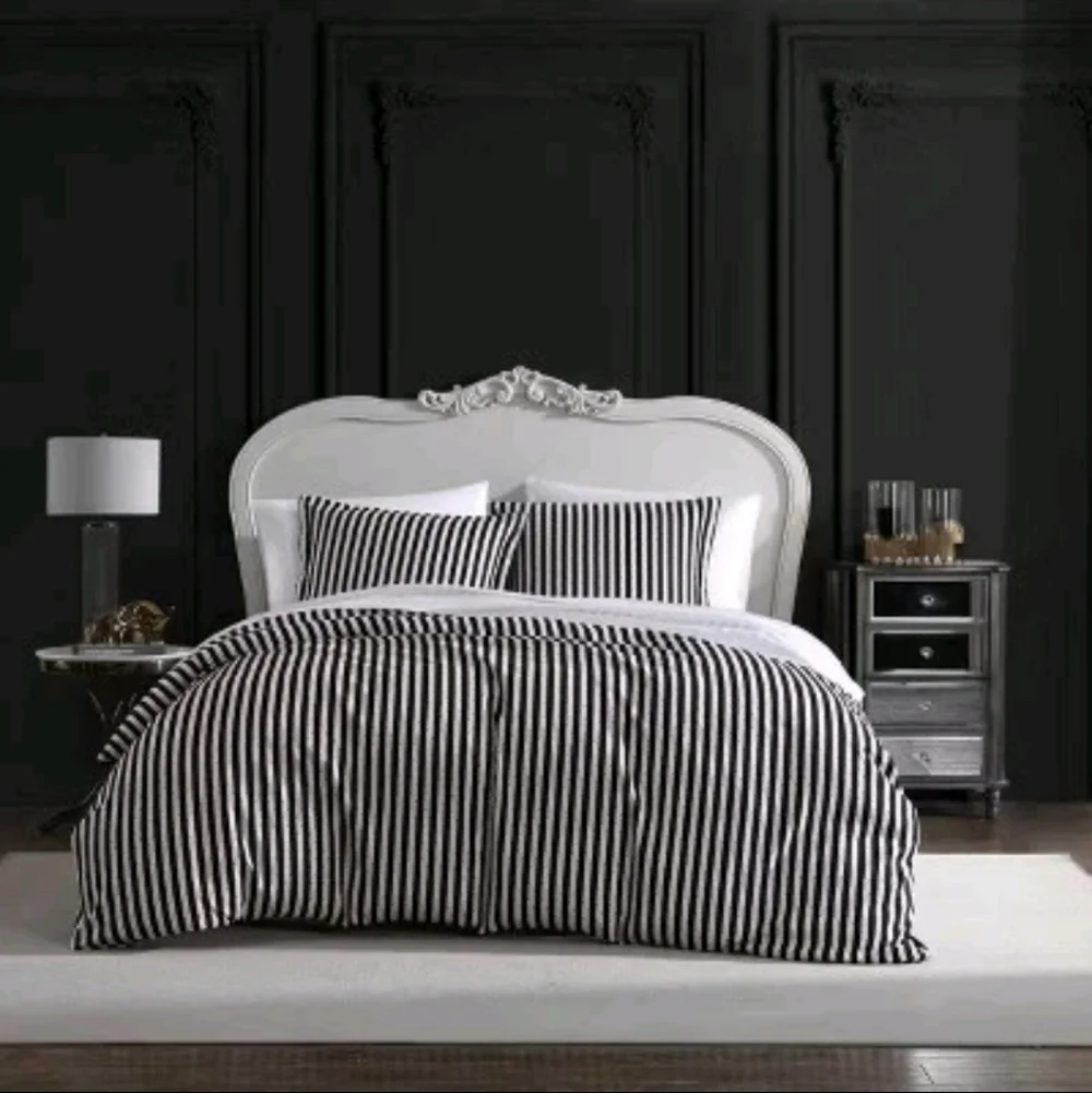 3pc Betsey Johnson Full/Queen Wonderland Stripe Microfiber Duvet Set Black